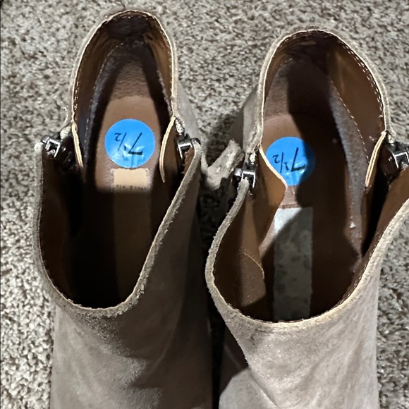 Frye Women's Cream Suede Ankle Booties - Picture 8 of 8